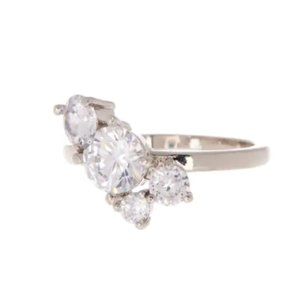 Asymmetrical CZ Cluster Ring 7 US, CLEAR- SILVER